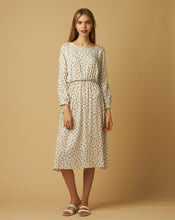 Load image into Gallery viewer, Spring Flowered Dress with an Elastic Waistband and Cuffs
